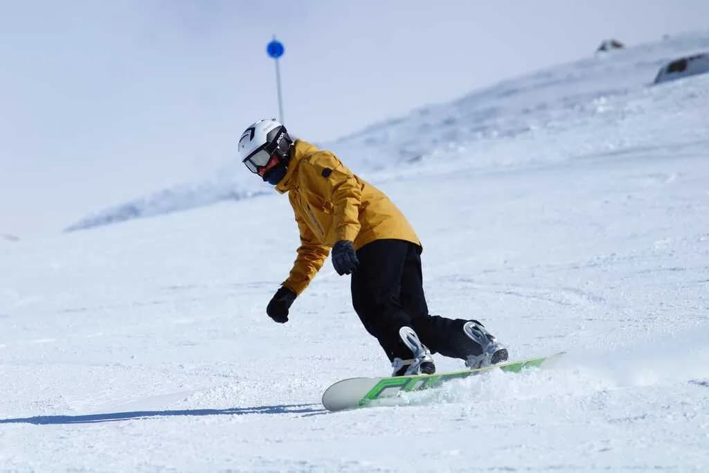 snowboard-intro-for-noobie-1